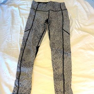 Lululemon workout pants